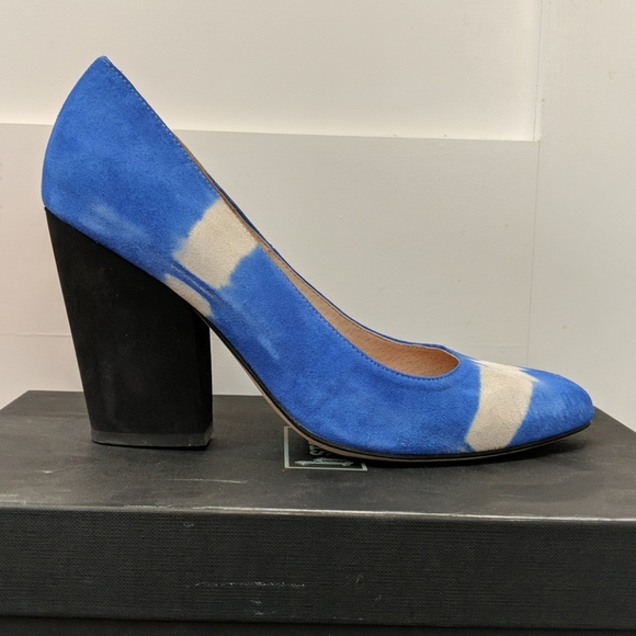 Suede High Heeled Shoes - Picture 2 of 5